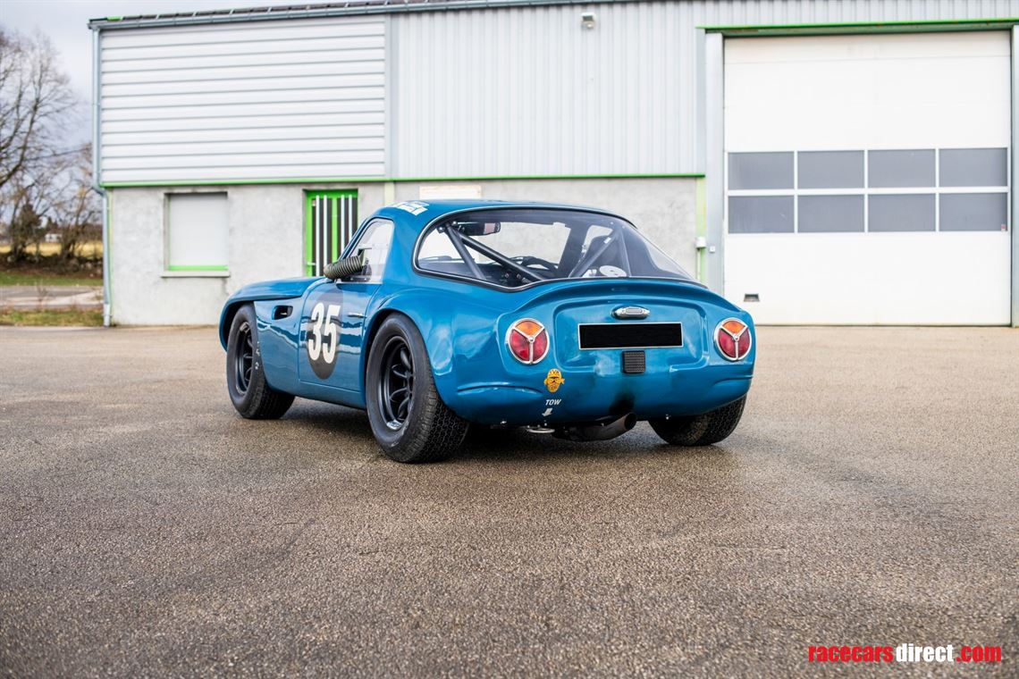 1965-tvr-griffith-400-by-nigel-reuben