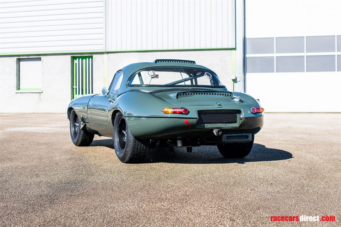 1965-jaguar-e-type-semi-lightweight-open-two-