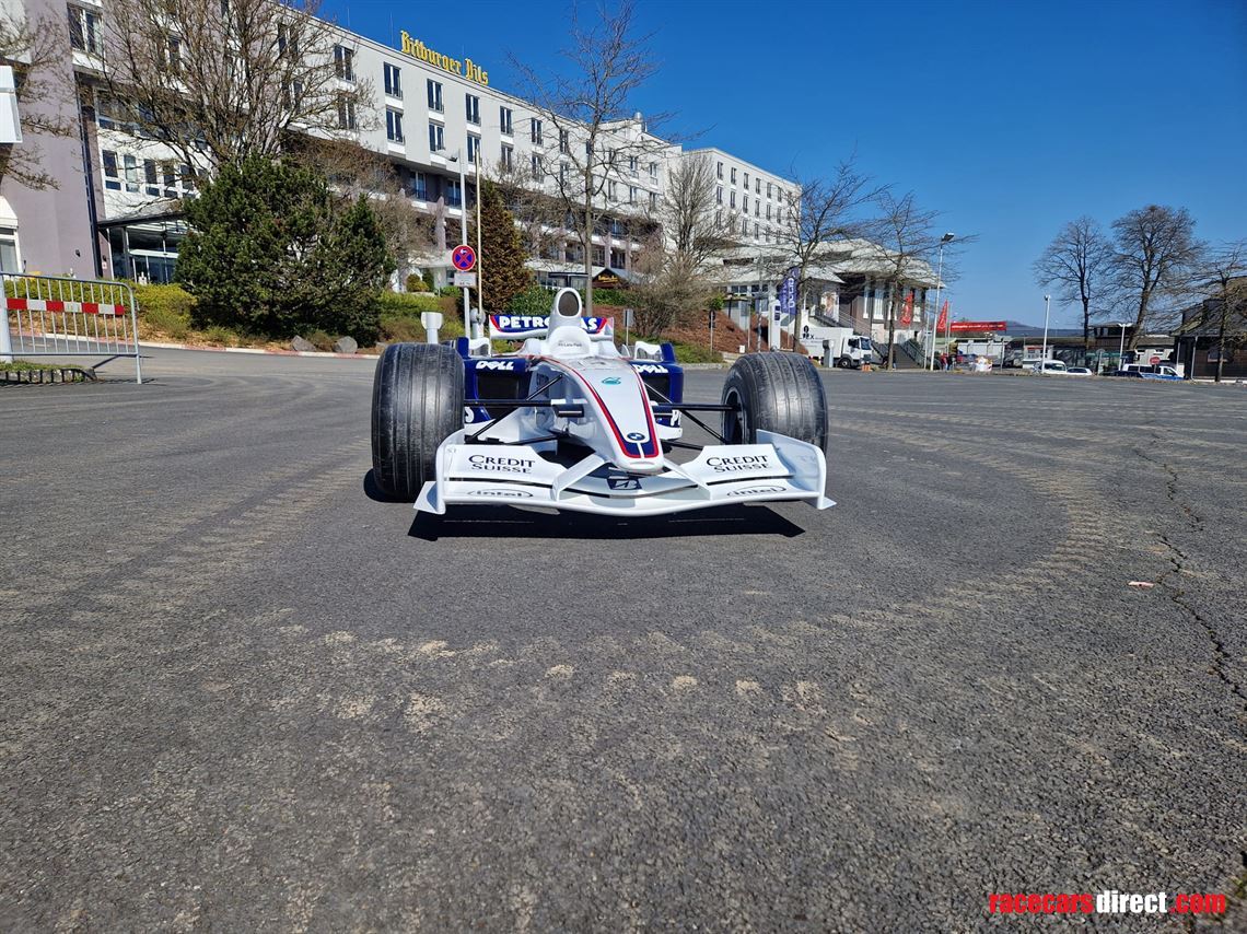 bmw-sauber-f1-show-car-2008