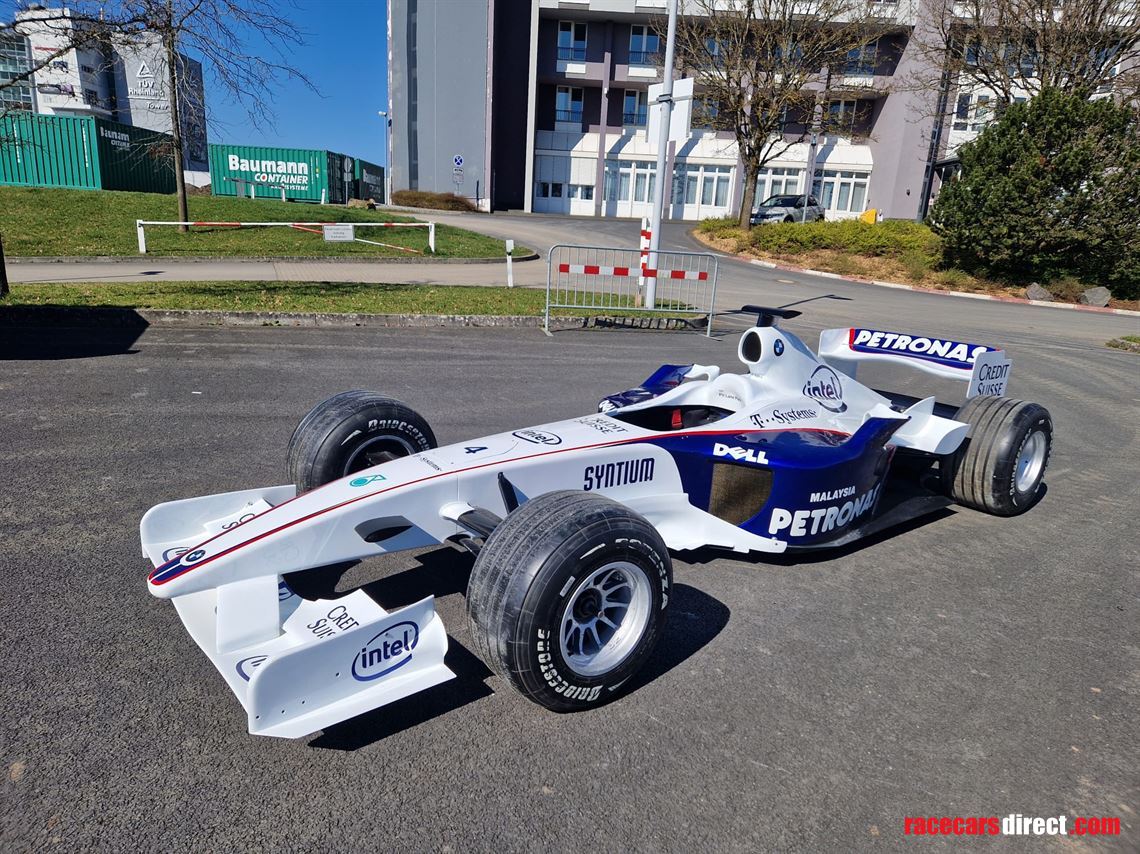 bmw-sauber-f1-show-car-2008