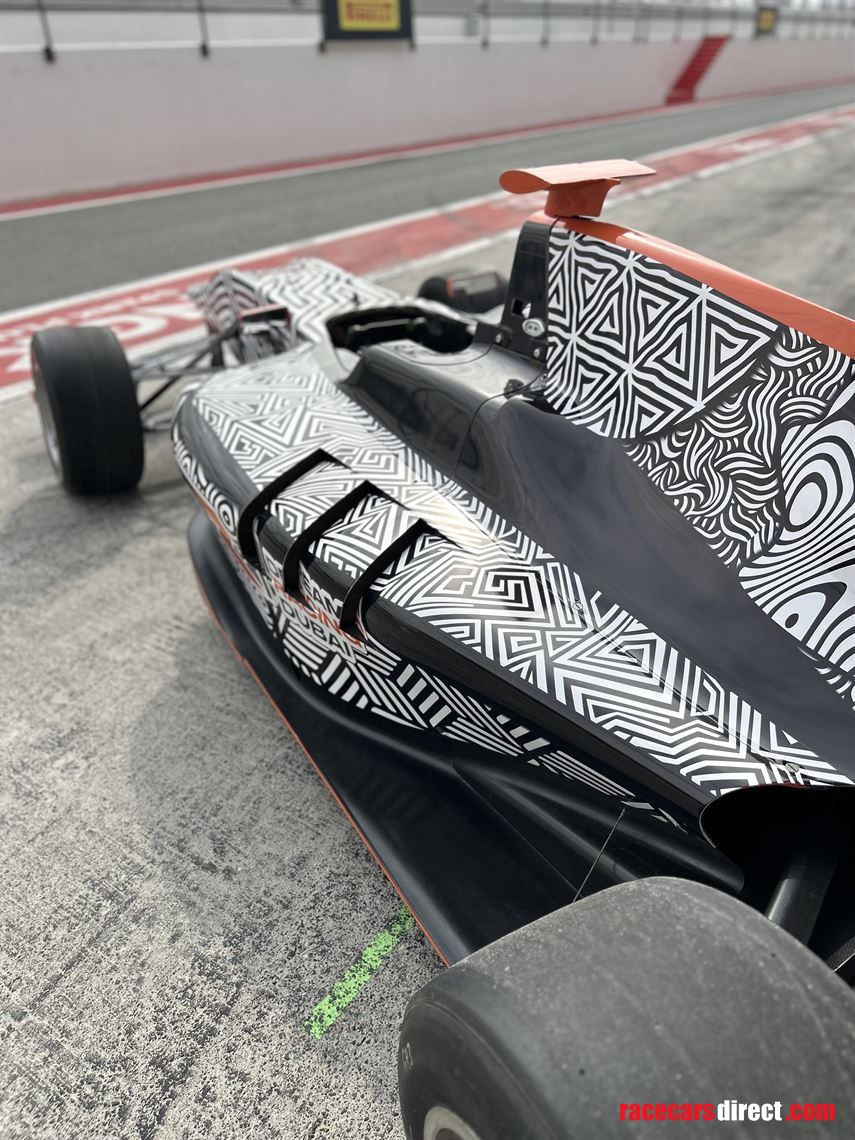 dream-racing-formula-gp313-race-car-year-2016