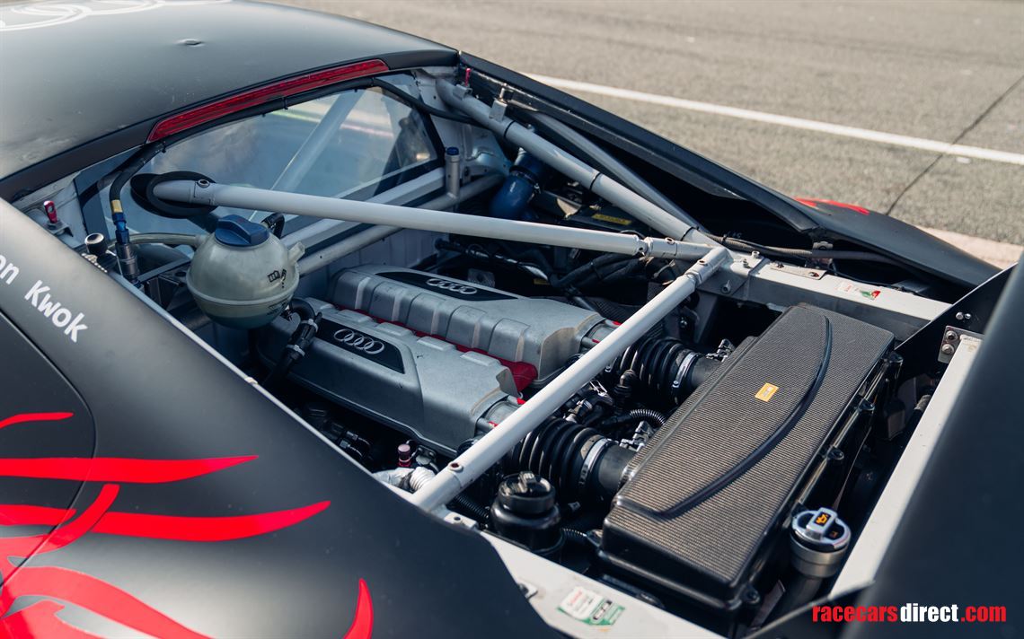 2011-audi-r8-lms-gt3