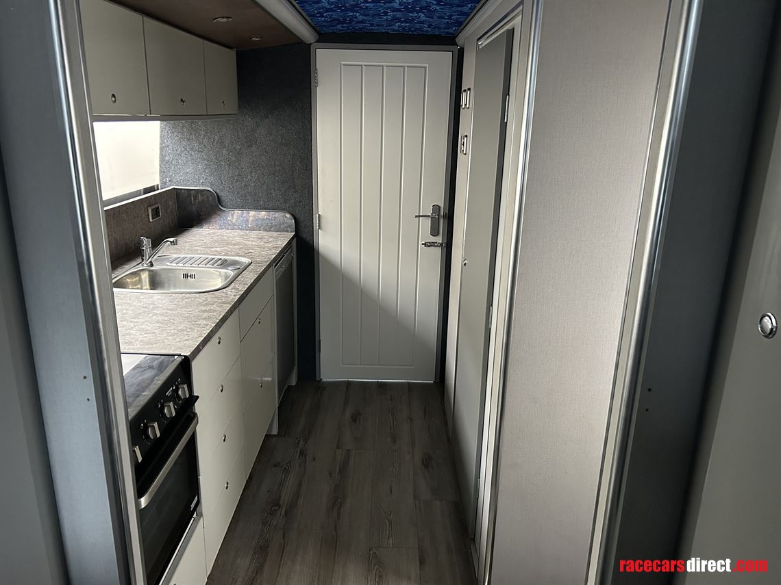 volvo-b12m-automatic-car-transporter-motorhom