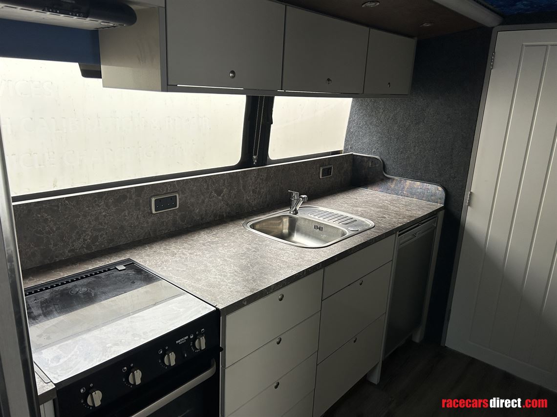 volvo-b12m-automatic-car-transporter-motorhom