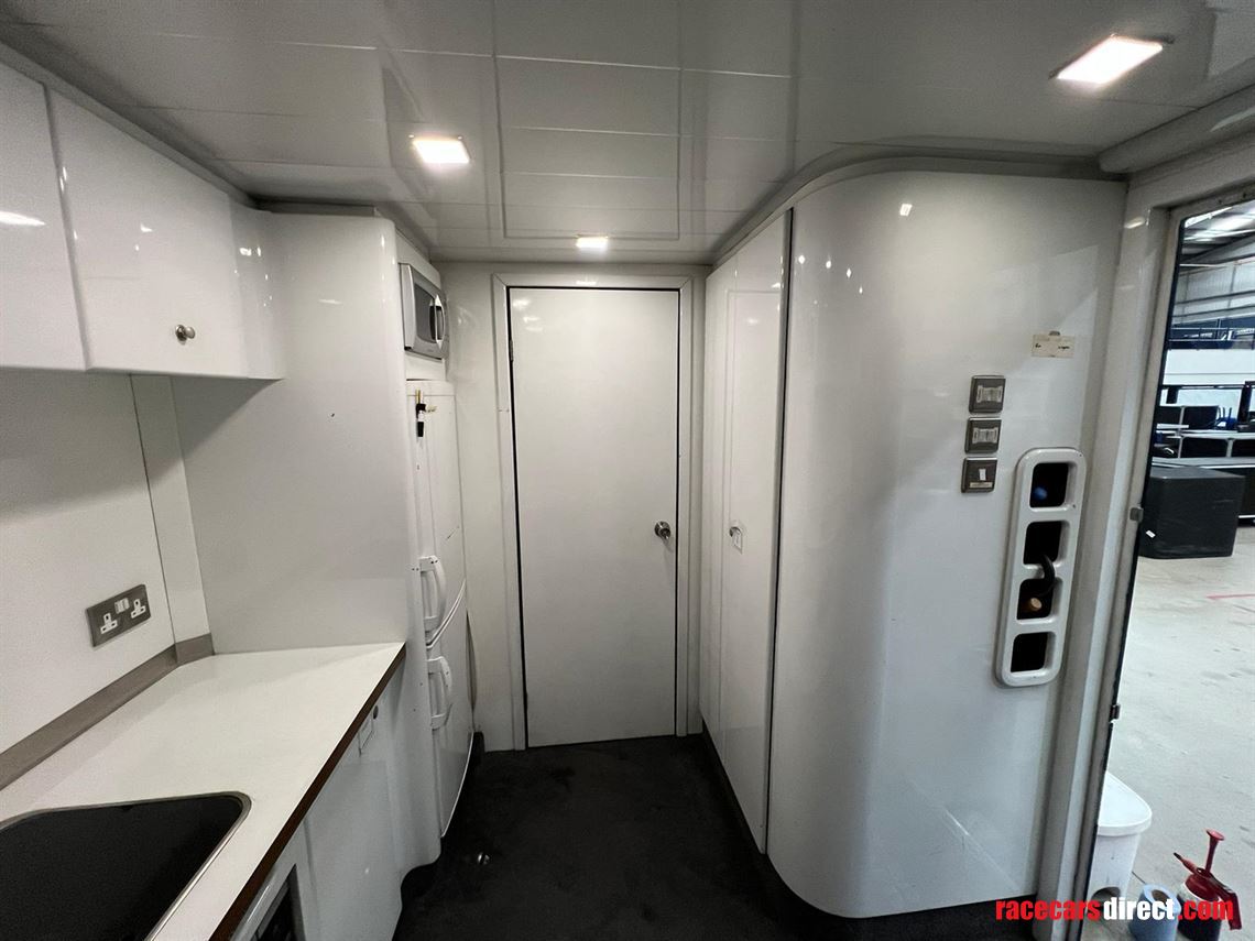 brooklandspeed-race-trailer