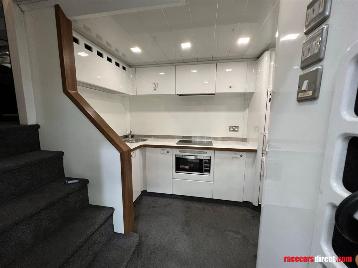 brooklandspeed-race-trailer