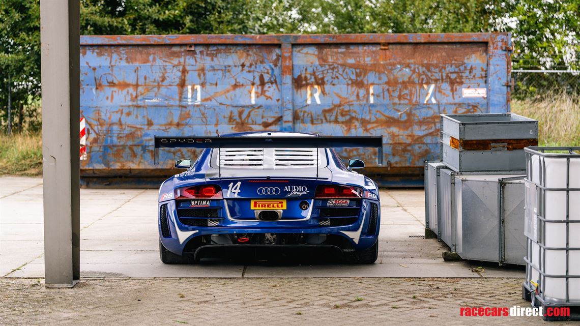 2011-audi-r8-lms-ultra-gt3