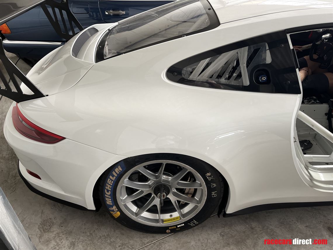 porsche-9912-gt3-cup-like-new