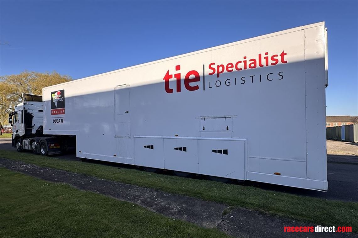 wilson-double-deck-hospitality-trailer