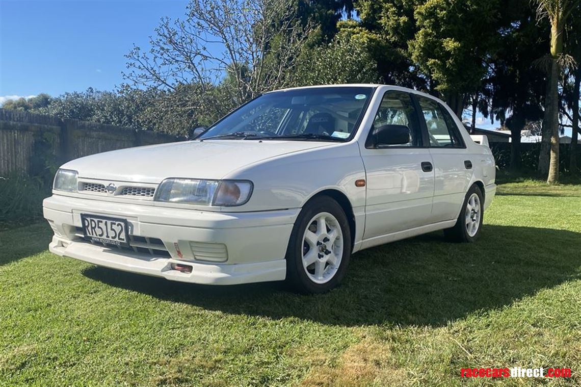 nissan-sentra-gt-cup-car