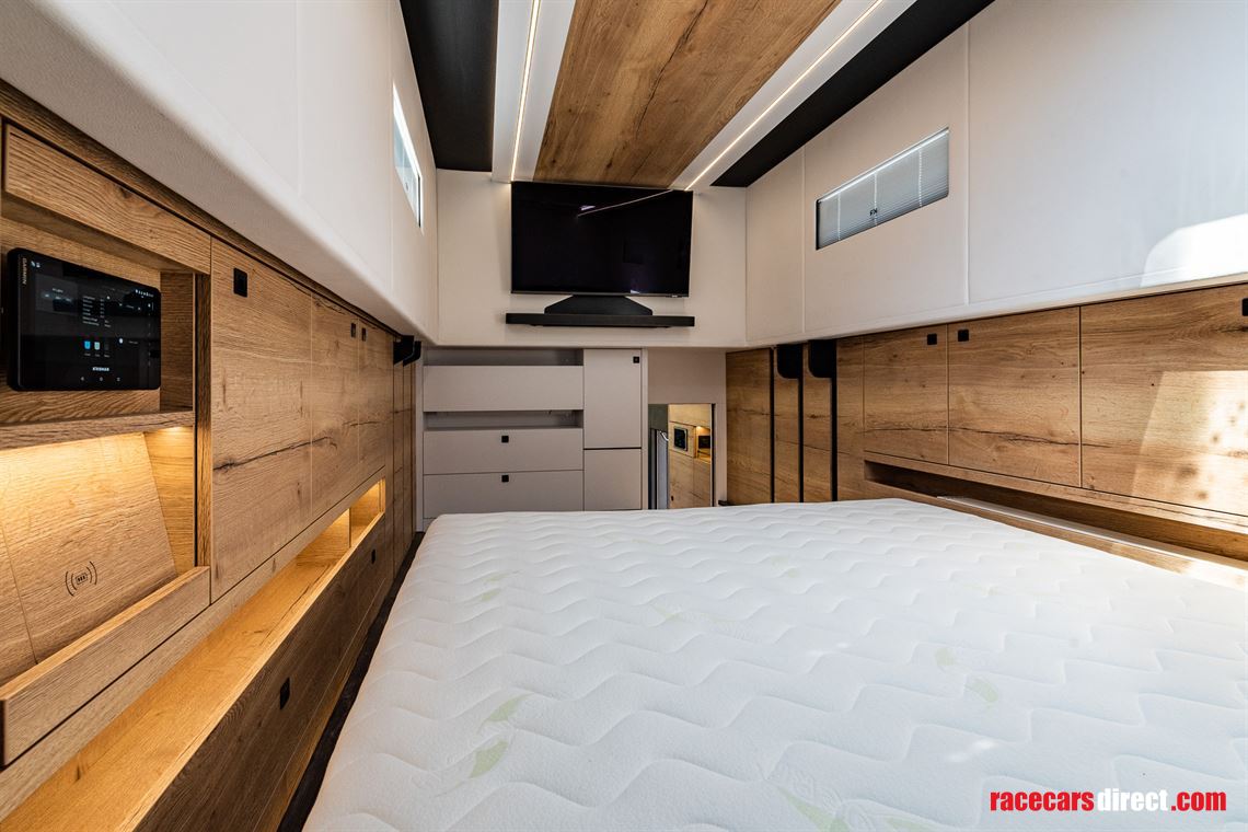 krismar-motorhome-on-volvo-fh500-chassis