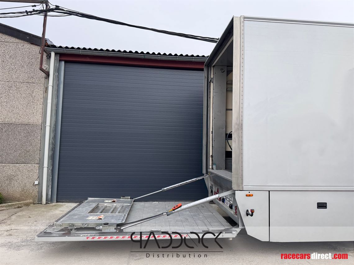 racing-trailer-chereau-ex-aston-martin-team-i