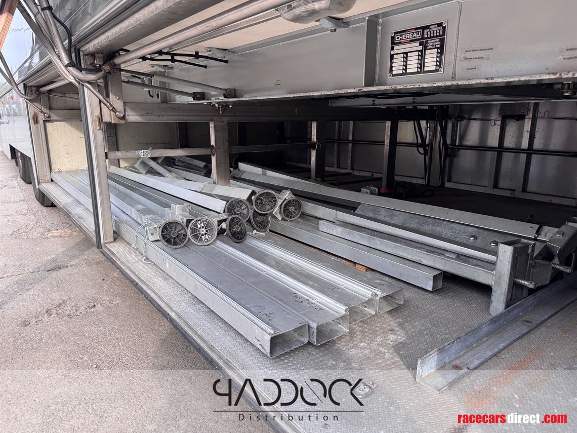 racing-trailer-chereau-ex-aston-martin-team-i