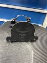 aston-martin-gt3-steering-wheel-lock