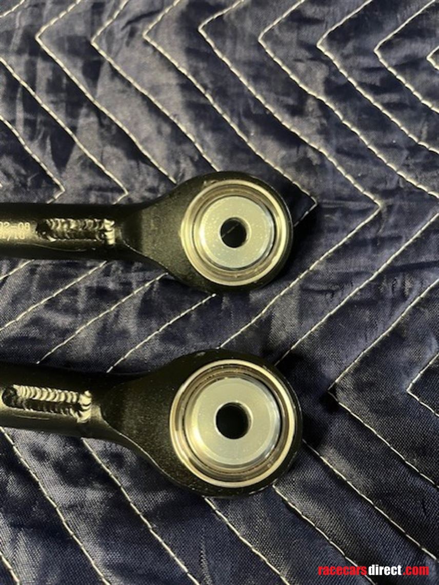 ferrari-488-gt3-anti-rotation-link-assy