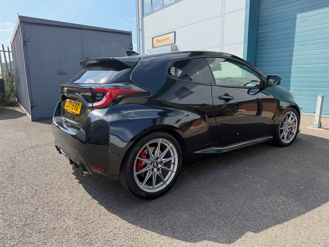 toyota-yaris-gr-circuit-pack