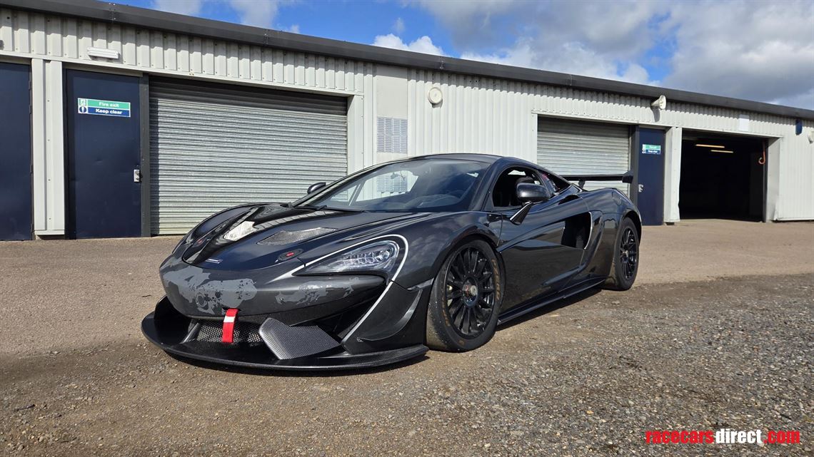 mclaren-570-gt4