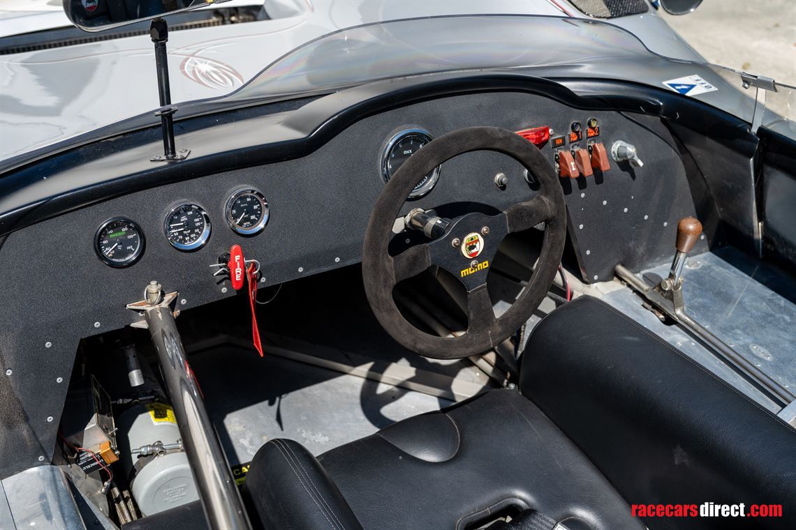 1966-mclaren-m1b-can-am