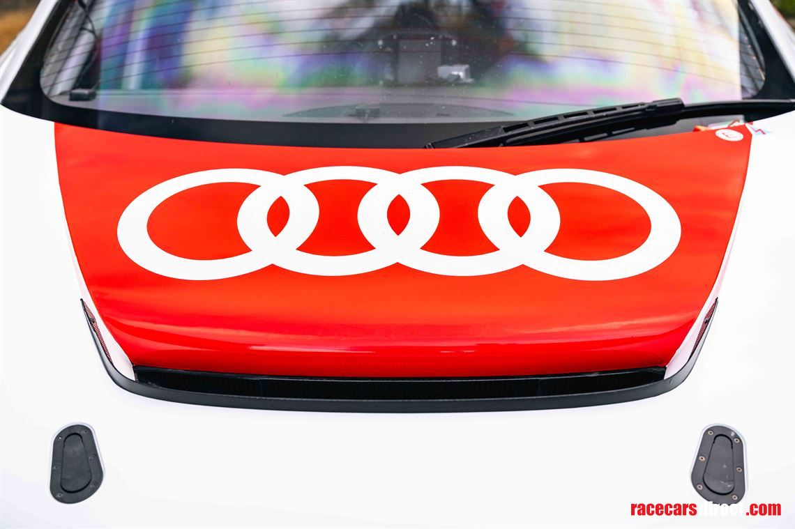 2010-audi-r8-lms-ultra-gt3