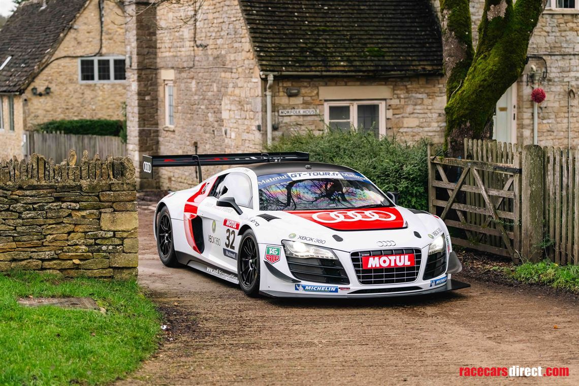 2010-audi-r8-lms-ultra-gt3