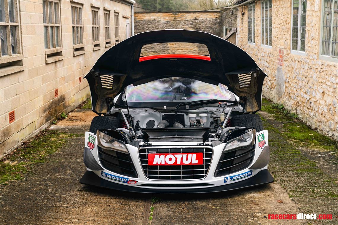 2010-audi-r8-lms-ultra-gt3