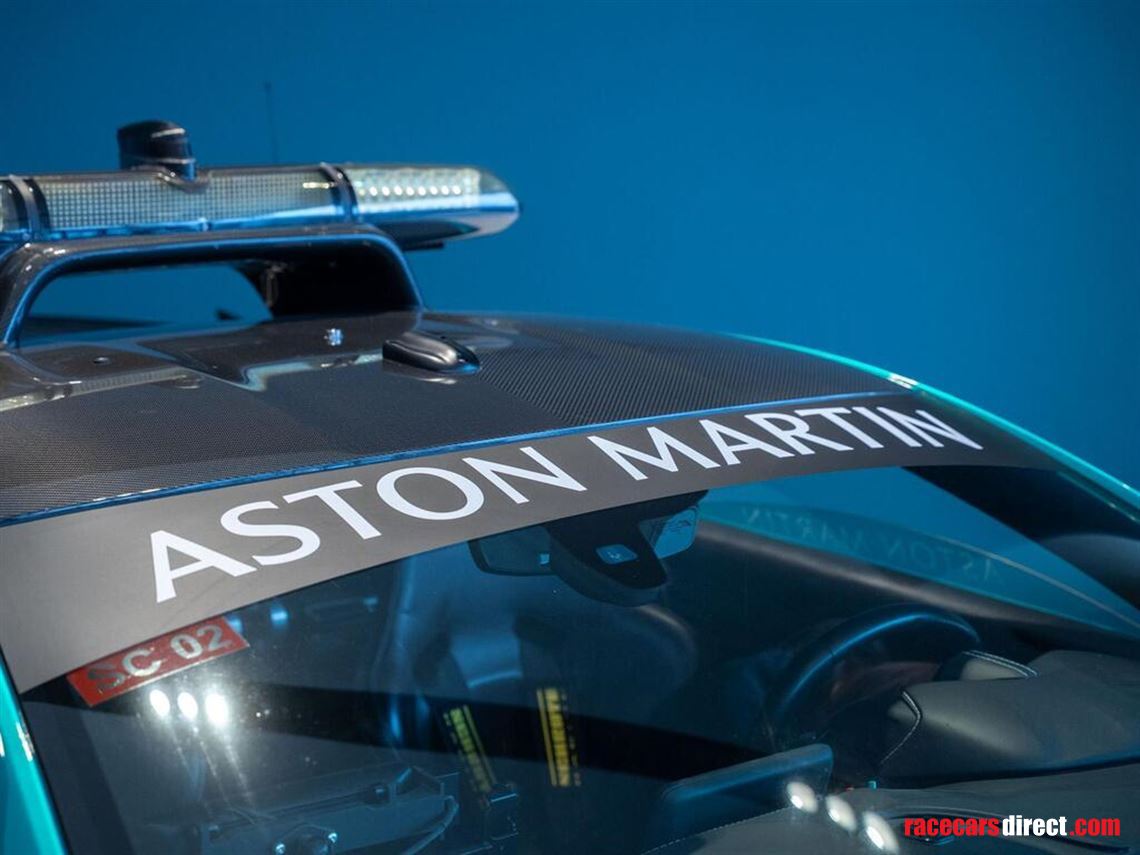 aston-martin-vantage-official-aston-martin-sa