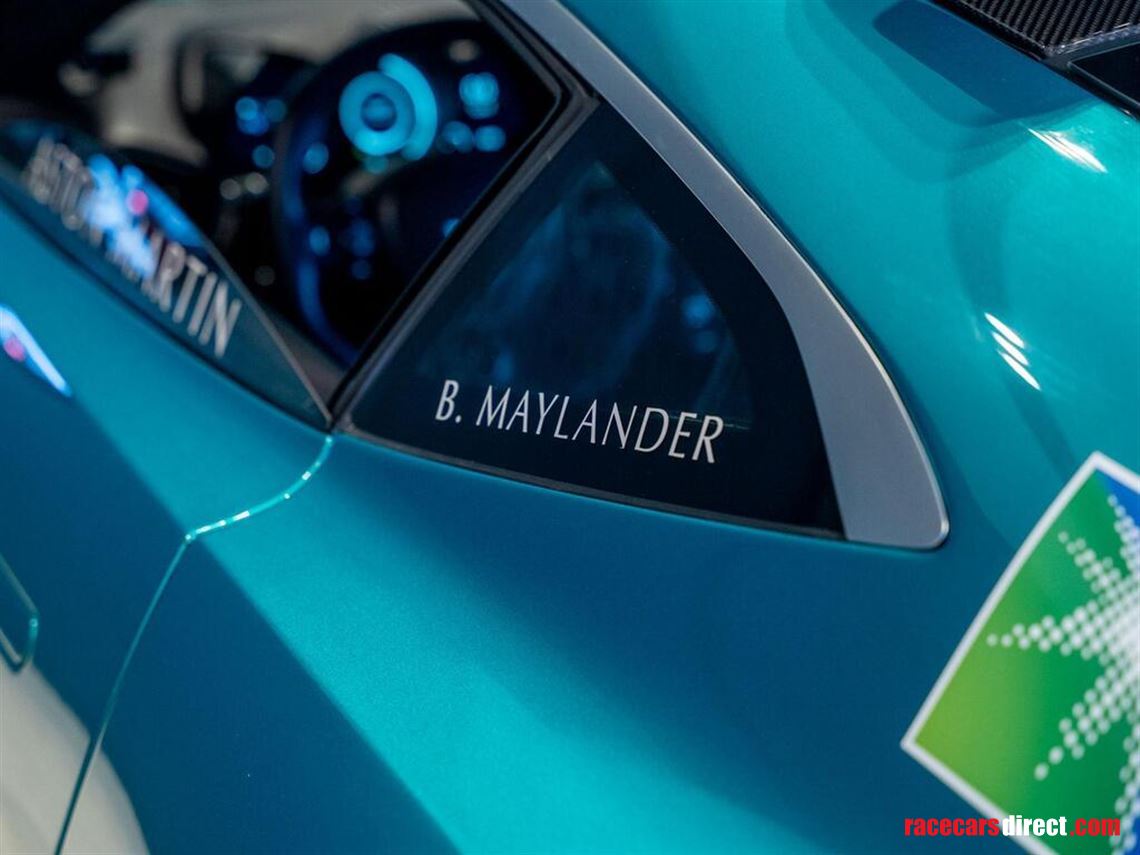 aston-martin-vantage-official-aston-martin-sa