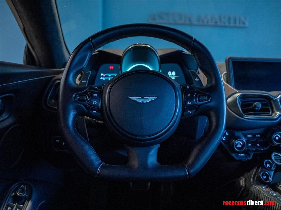 aston-martin-vantage-official-aston-martin-sa
