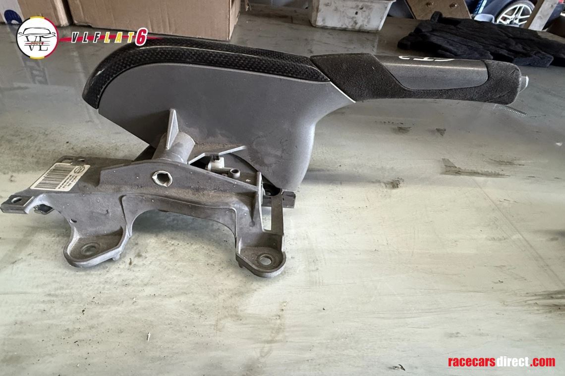 carbon-fiber-handbrake-for-porsche-997-gt3