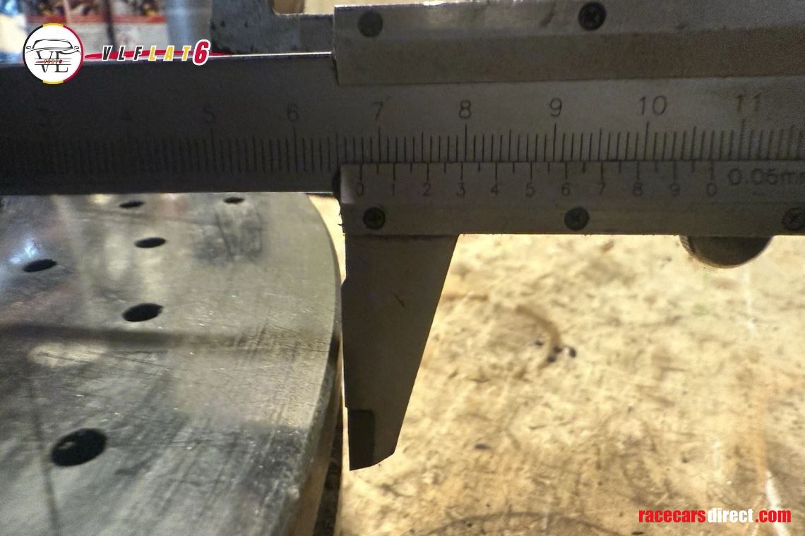 carbon-ceramic-brake-discs-for-porsche-9912-g