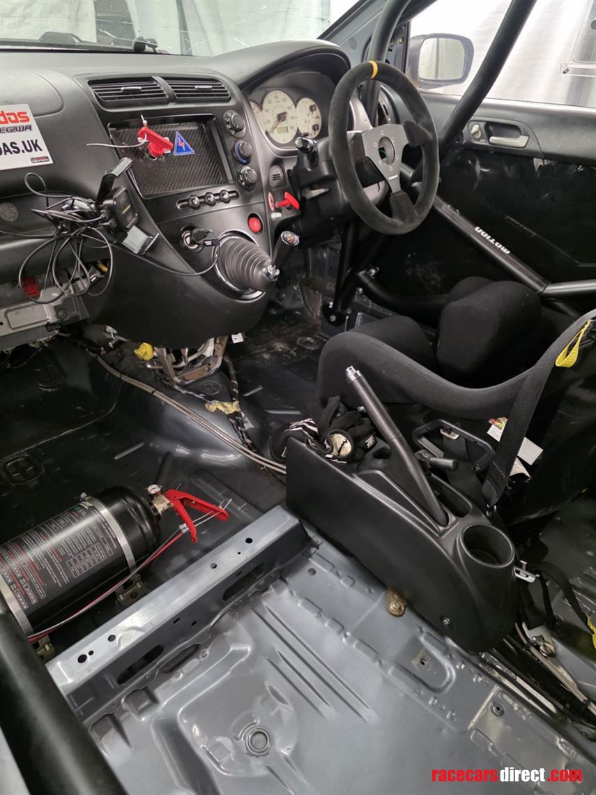 honda-civic-ep3---racing-hondas-civic-cup