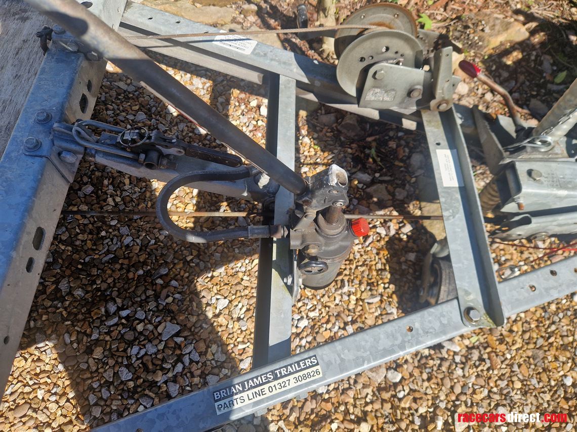 brian-james-185-tilt-bed-car-transporter-trai