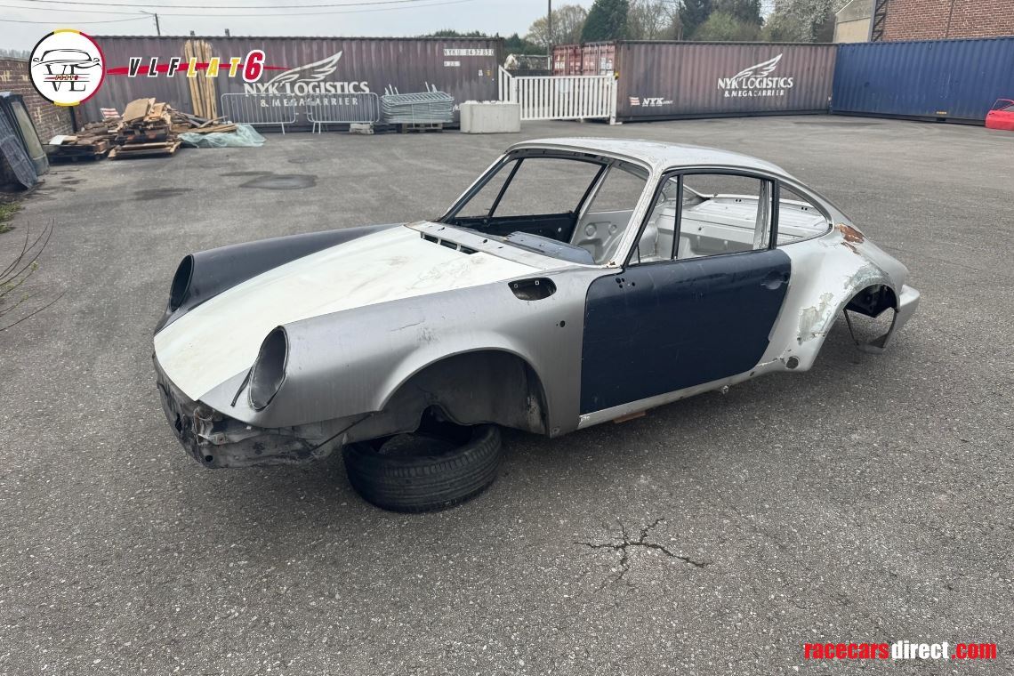 porscher-911-30-sc-body-shell---1982