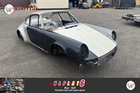 porscher-911-30-sc-body-shell---1982