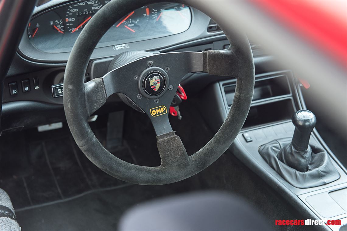 porsche-944-turbo-cup