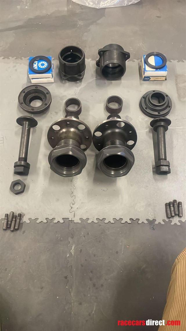 ford-sierra-cosworth-full-carbon-race-car-she