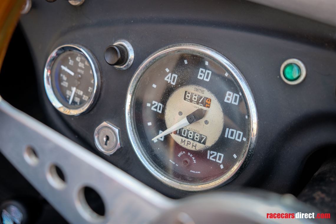 1954-austin-healey-1004-bn2