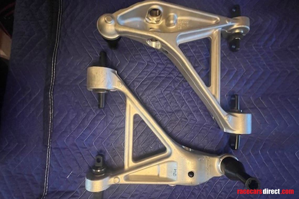 ferrari-488-challenge-control-arms