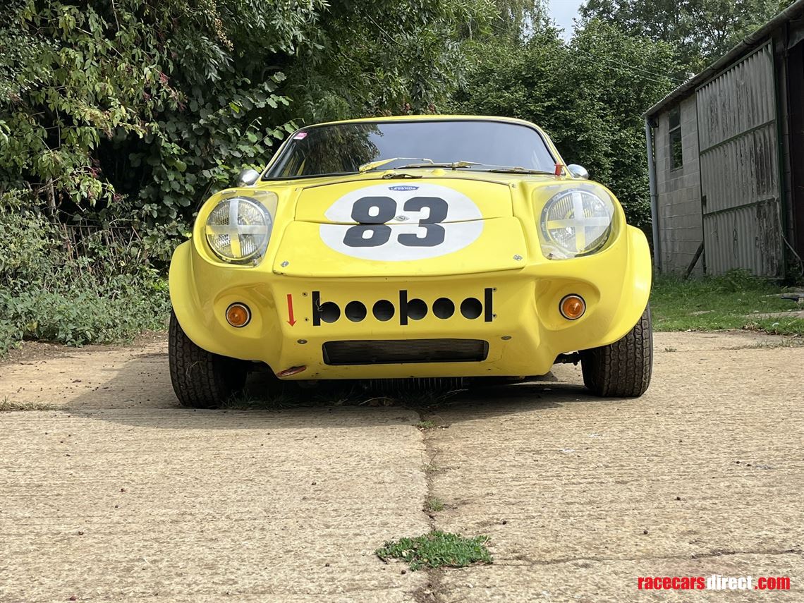 1967-mini-marcos-gt-rhd