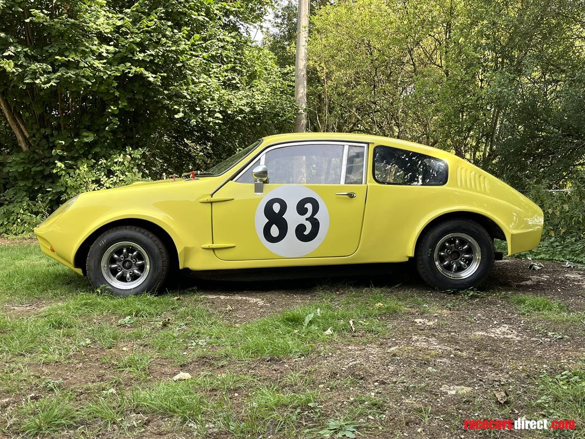 1967-mini-marcos-gt-rhd