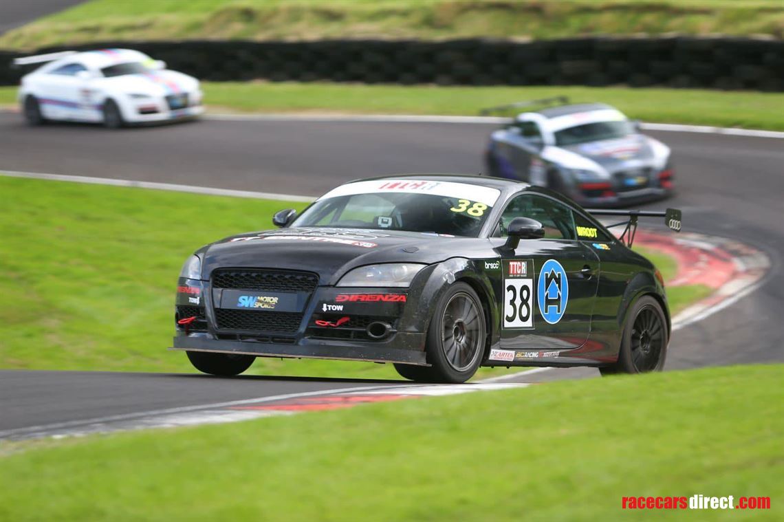audi-tt-cr-dsg-20l-race-car-track-car