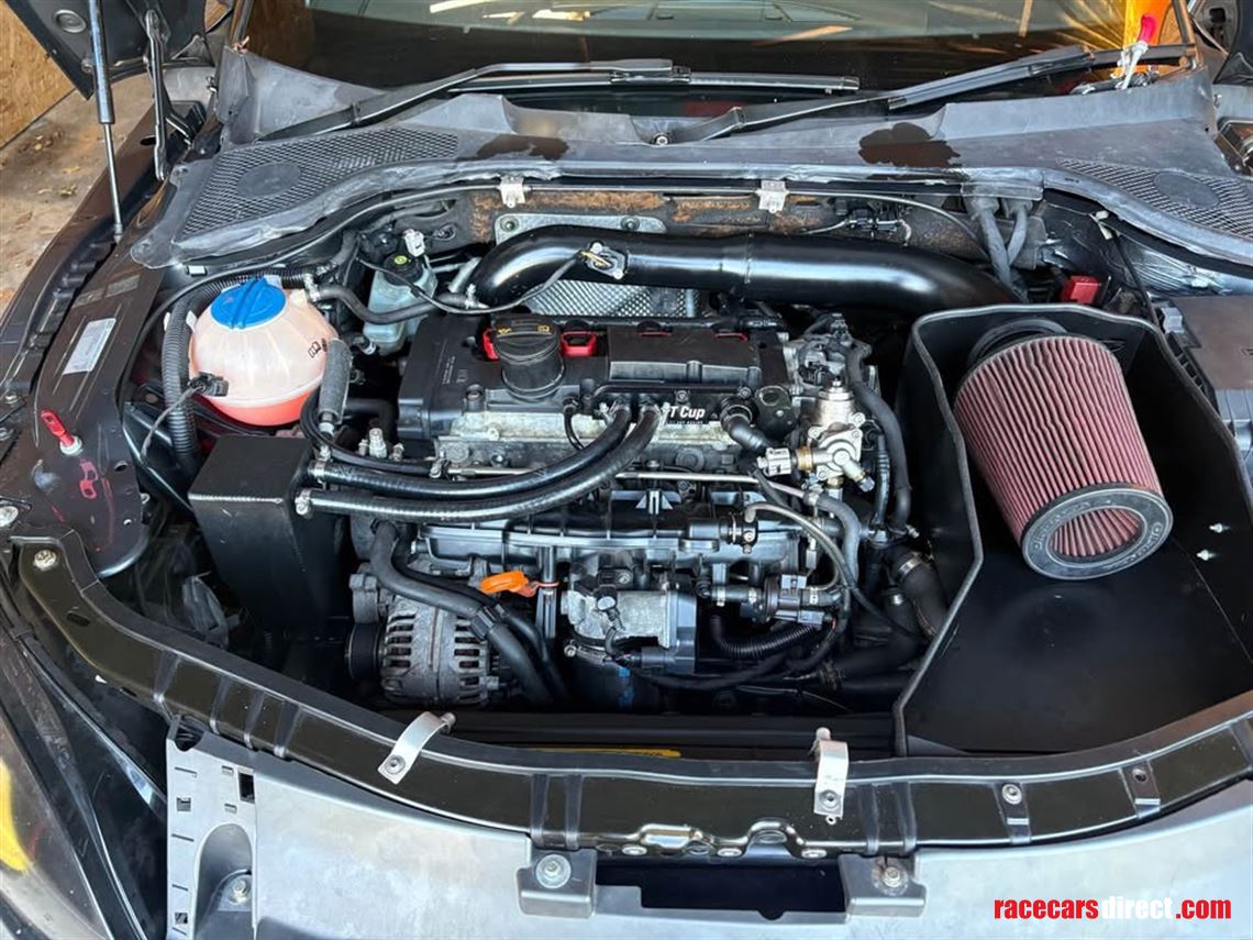 audi-tt-cr-dsg-20l-race-car-track-car