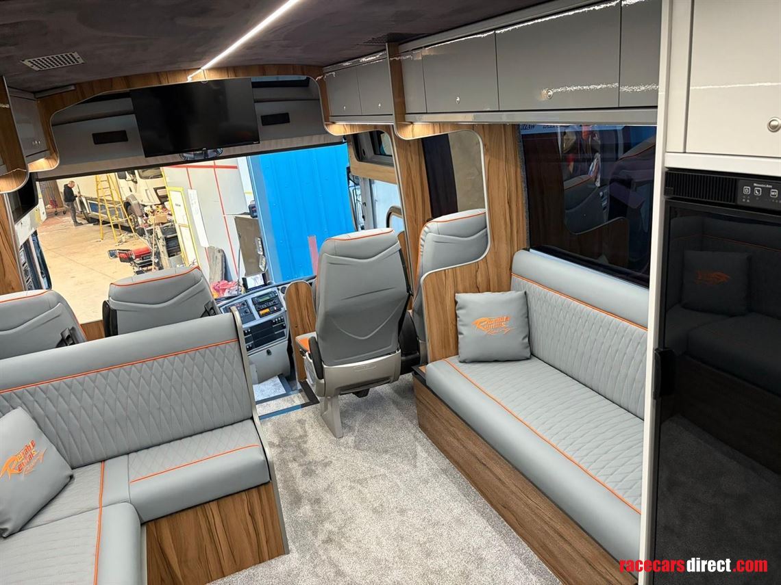 2010-volvo-b12m-motorhometransporter