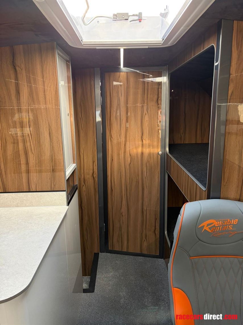 2010-volvo-b12m-motorhometransporter