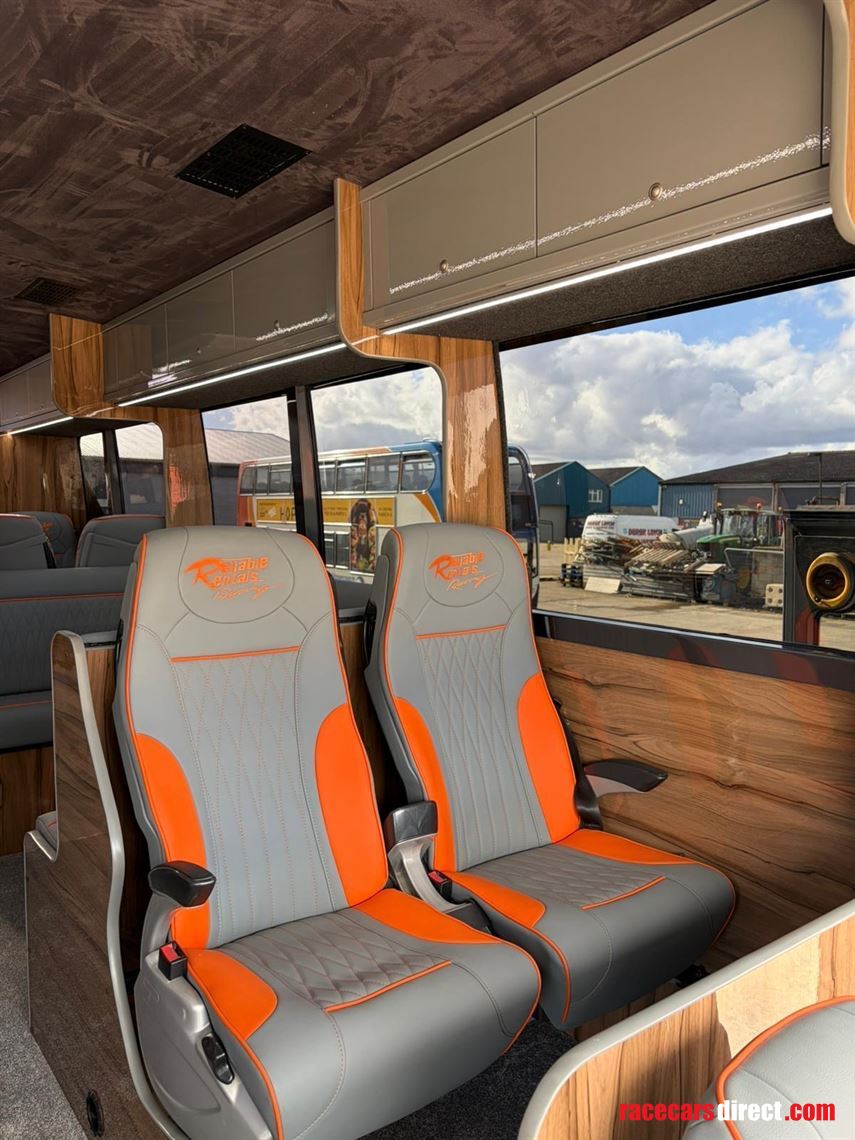 2010-volvo-b12m-motorhometransporter