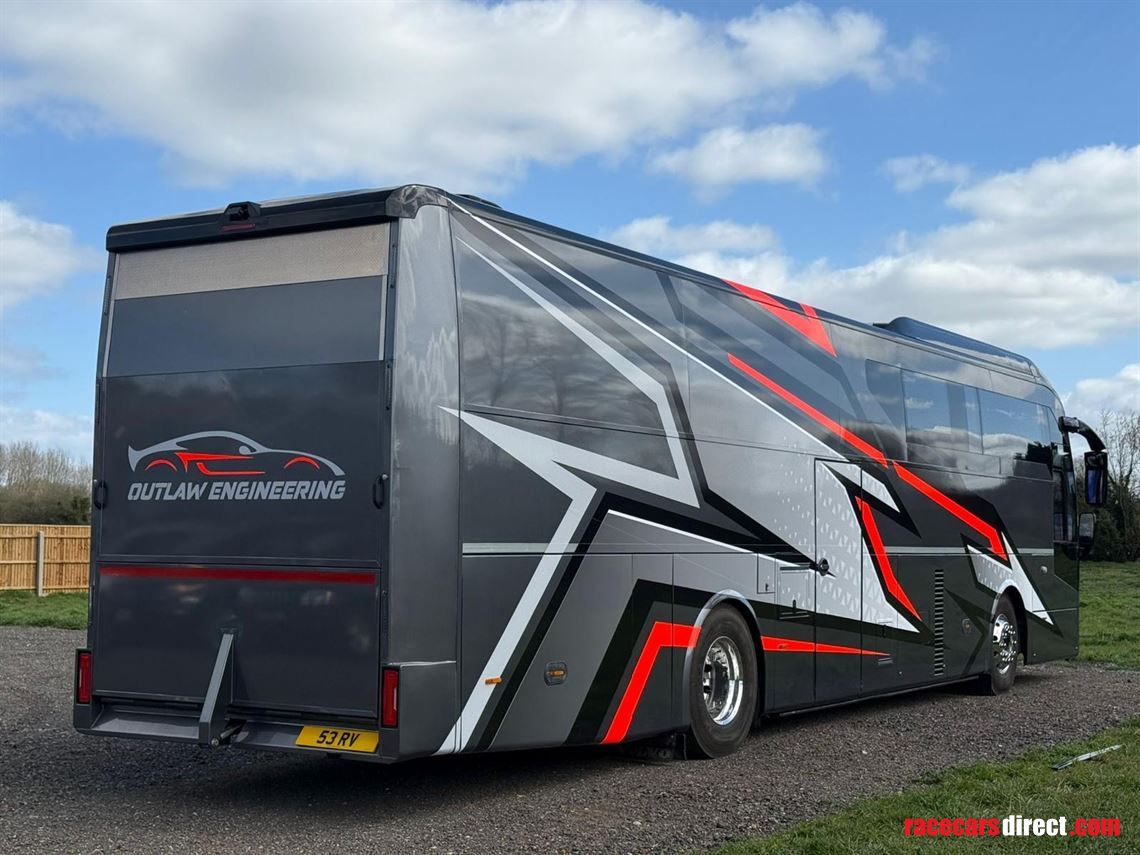 2010-volvo-b12m-motorhometransporter
