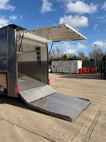 2010-volvo-b12m-motorhometransporter