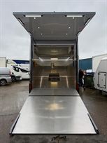 2010-volvo-b12m-motorhometransporter