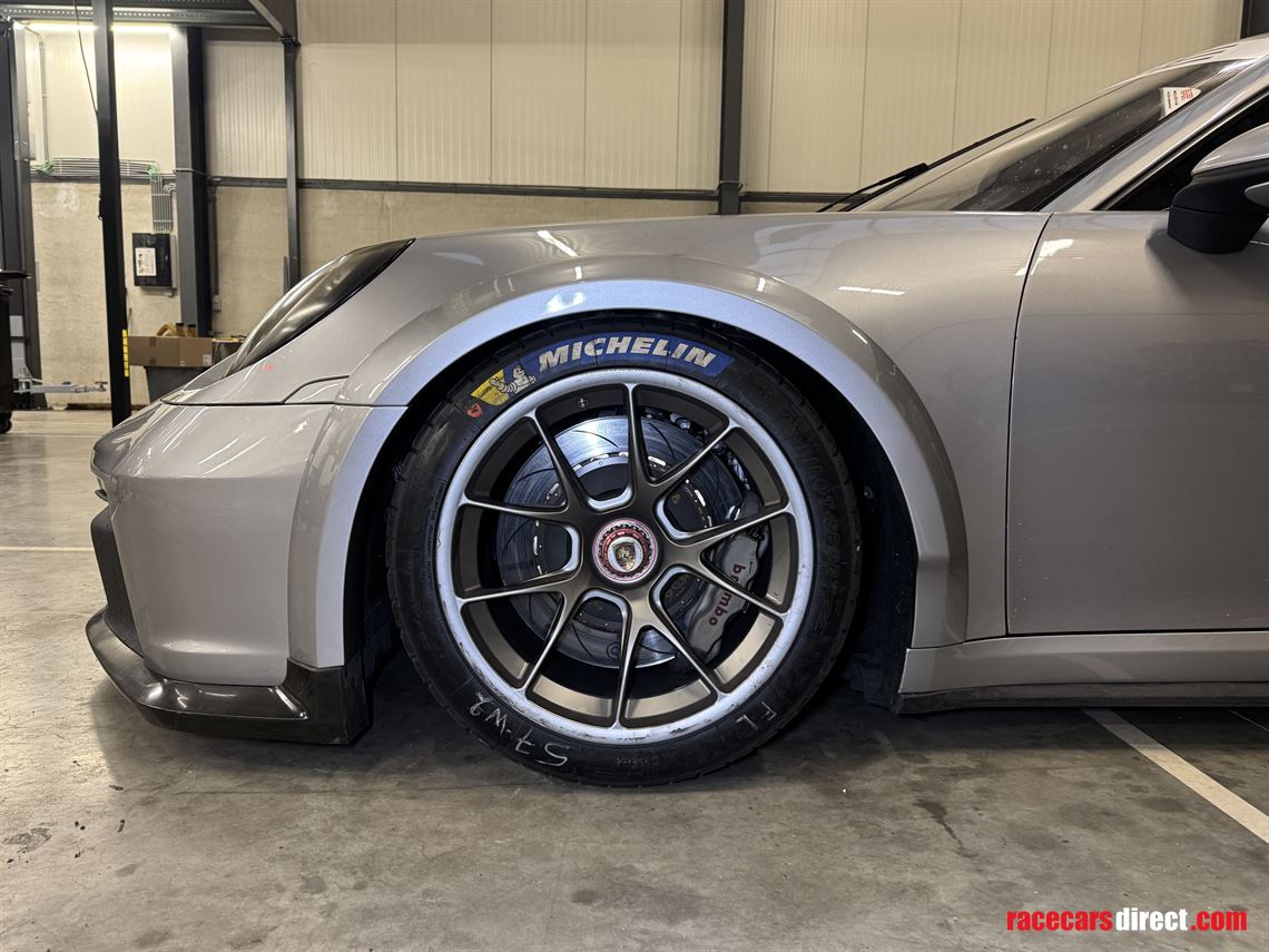 2025-porsche-992-gt3-cup