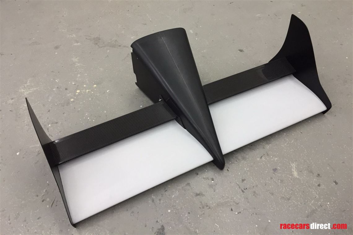 tyrrell-017b-chassis-02